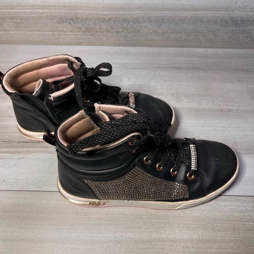 Sketchers Flashy  Glitter High Top Sneakers Good Tread Gold and Black + Glitter